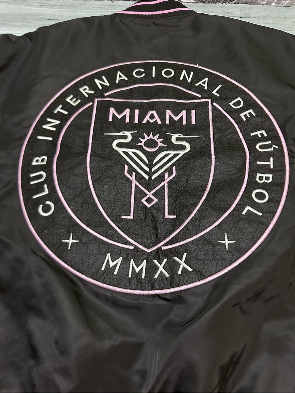 Club Internacional de Fútbol Miami Black and Pink Bomber Jacket M - Picture 2 of 10
